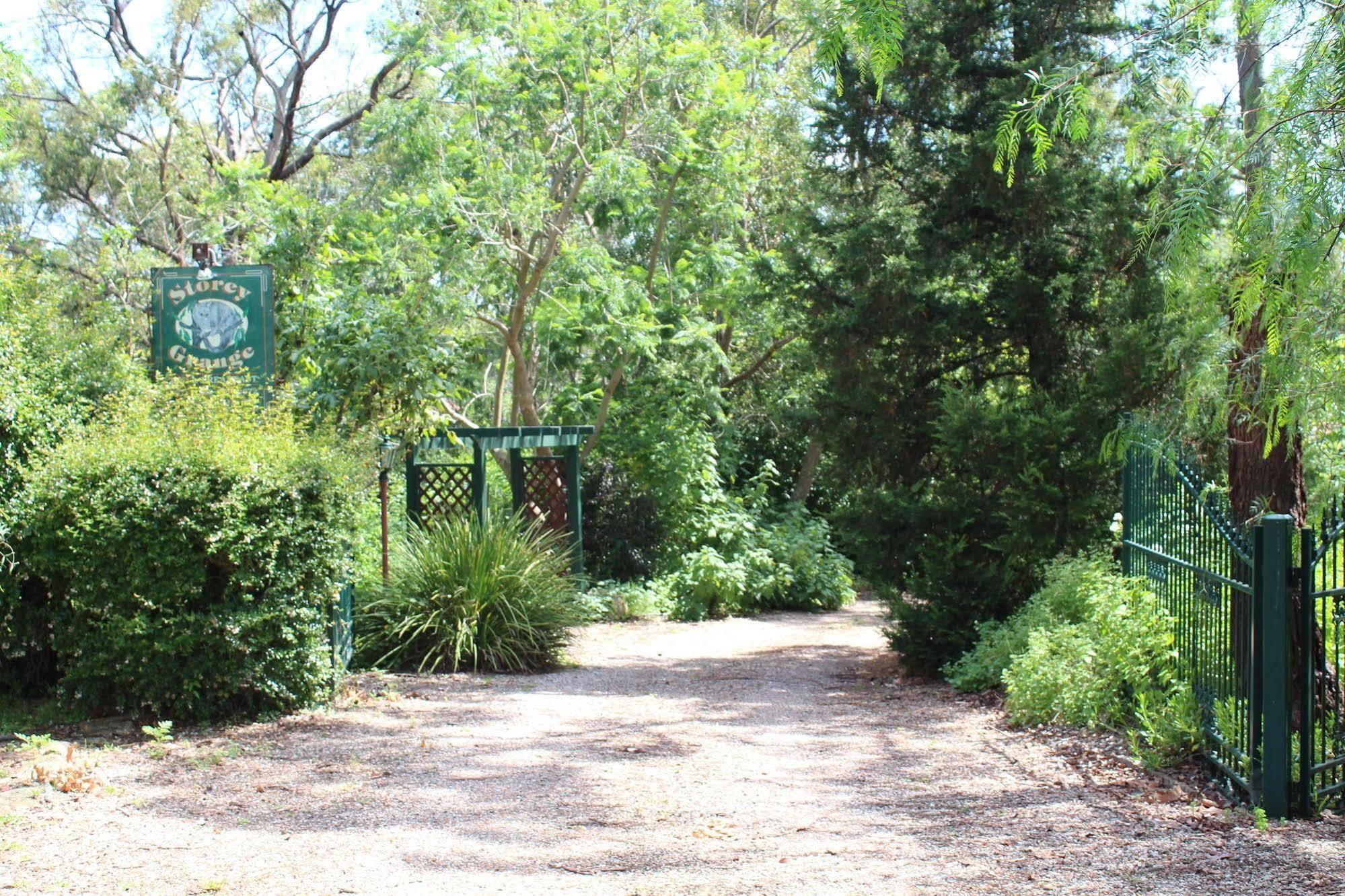 Storey Grange Springwood Eksteriør bilde